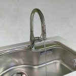 Vòi rửa chén nóng lạnh cao cấp có rút dây KM6061EC – Hometech