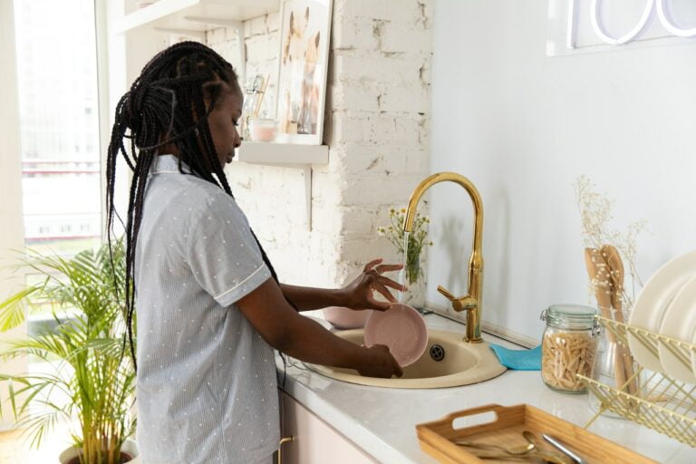 Read more about the article Thiết kế bồn rửa chén mang đến vẻ đẹp hoàn hảo cho nhà bếp